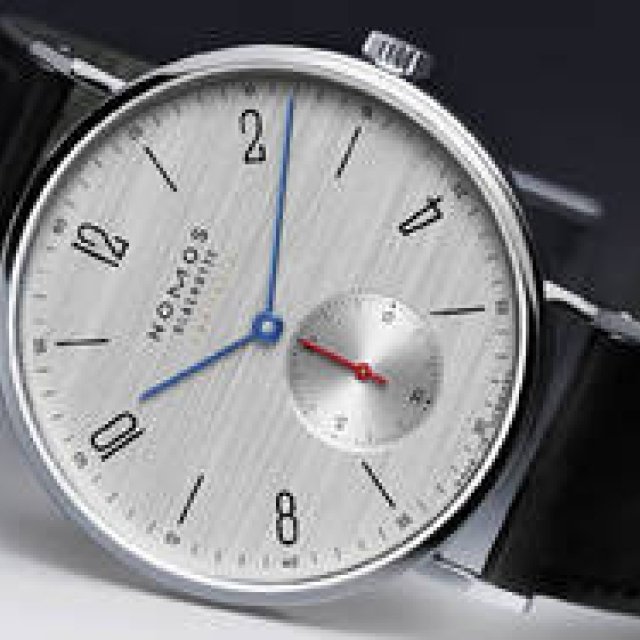 現代のビジネスパーソンに向けた、新キャリバー搭載シリーズ「At Work」｜NOMOS ギャラリー