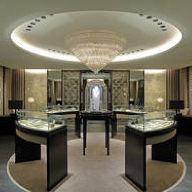 ヴァン クリーフ&アーペル 心斎橋店がオープン｜VAN CLEEF & ARPELS ギャラリー