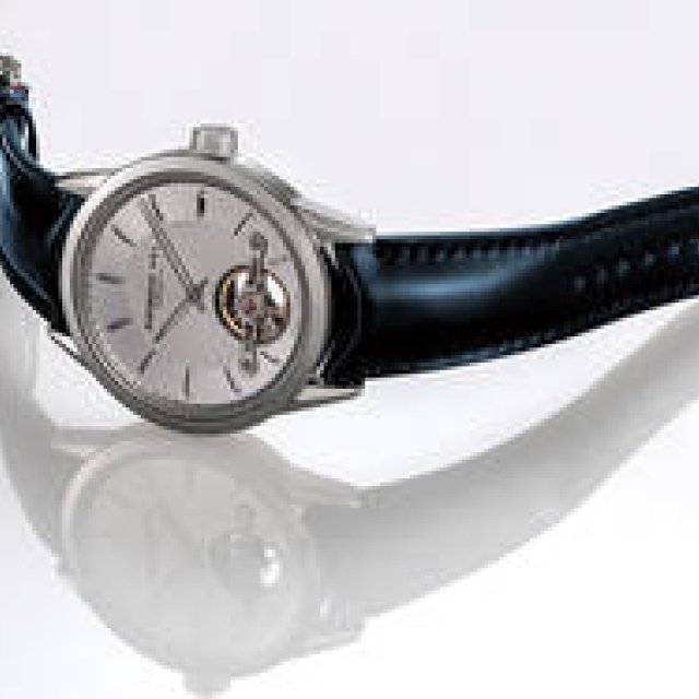 春の装いを飾る、メンズ＆レディス、ふたつの日本限定モデル｜RAYMOND WEIL　ギャラリー