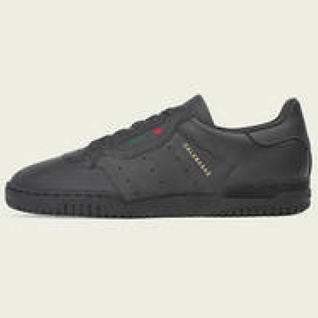 adidasとKANYE WESTによる「YEEZY POWERPHASE」に新たなるコーアブラックカラーが登場。｜adidas　ギャラリー