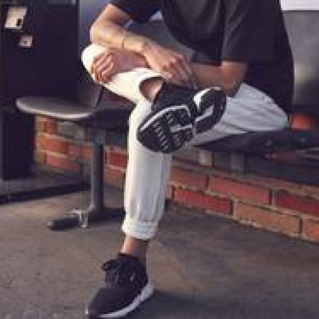 アディダス オリジナルスの最新シルエット「P.O.D.System」にニューカラーがラインナップ｜adidas　ギャラリー