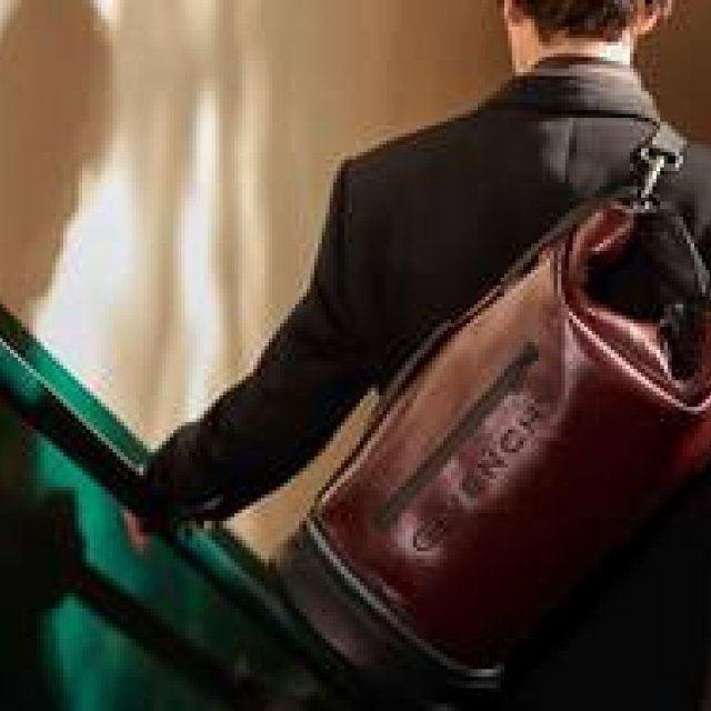 ジバンシィの新作「JAW」バッグが登場｜GIVENCHY　ギャラリー