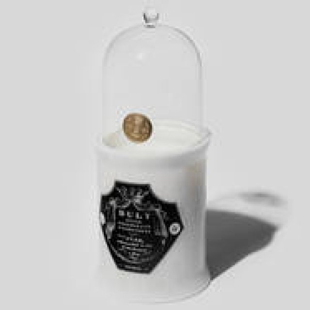 ビュリーから冬の香り「アンニバル」登場｜OFFICINE UNIVERSELLE BULY　ギャラリー