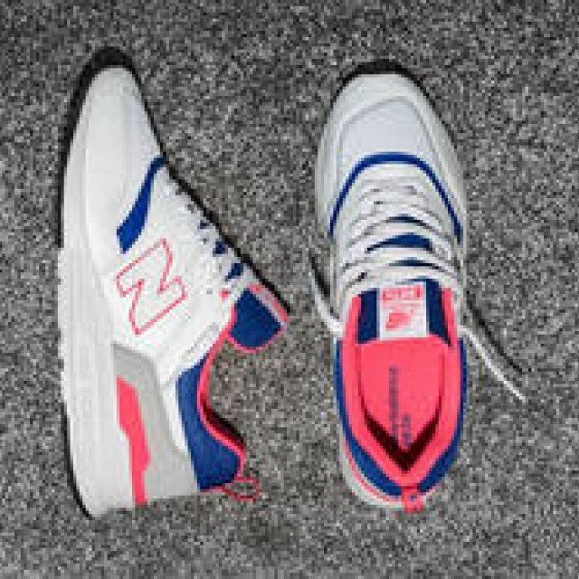 90年代からインスパイアを受けたニューバランス「997H」｜NEW BALANCE　ギャラリー