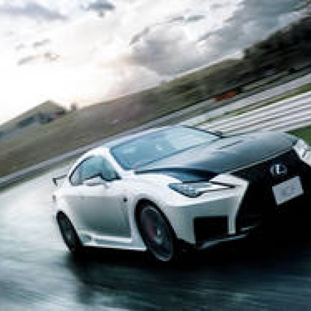 レクサスRC Fをマイナーチェンジ｜Lexus ギャラリー