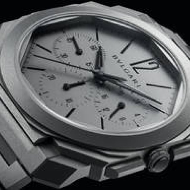 時計史上最薄クロノグラフを搭載した「オクト フィニッシモ」2019年最新モデル｜BVLGARI ギャラリー