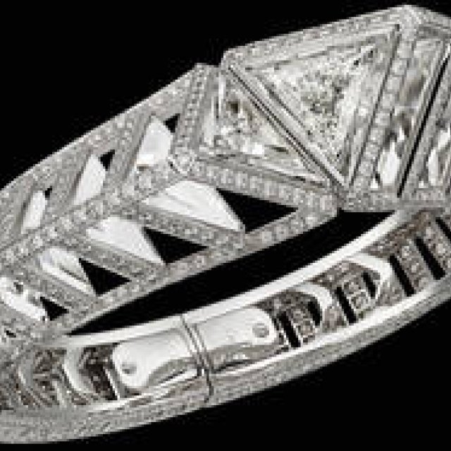 六本木・国立新美術館で『カルティエ、時の結晶』展を開催｜ART ギャラリー