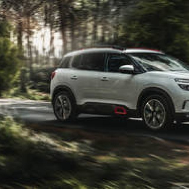 快適性を高めるシトロエンの新型SUV「C5エアクロスSUV」発売｜Citroen ギャラリー