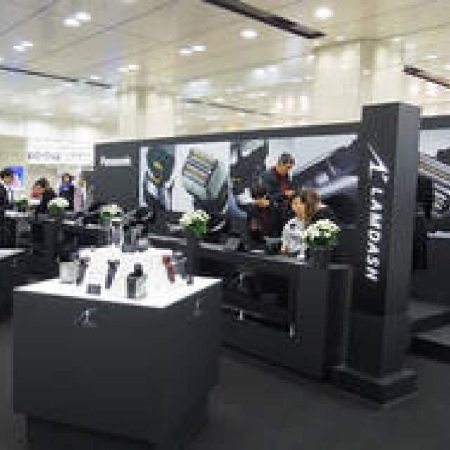 パナソニックのメンズシェーバー、“5枚刃ラムダッシュ”（後編）｜Panasonic ギャラリー