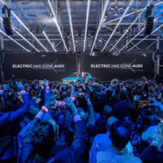 アウディ「e-tron」のワールドプレミアイベント「The Charge」が開催｜Audi ギャラリー