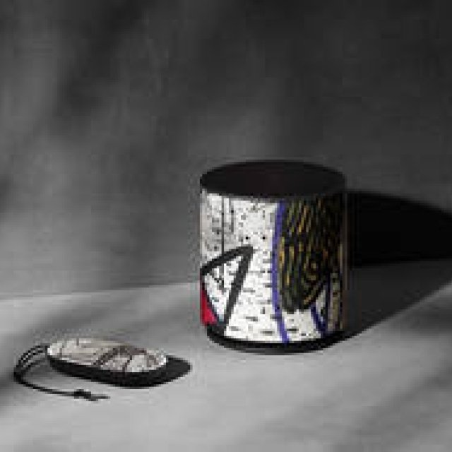 デヴィッド・リンチとコラボレーションしたスピーカー｜BANG & OLUFSEN　ギャラリー