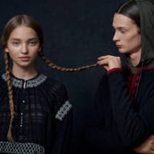 DIESEL BLACK GOLD 2018-19AW “URBAN MEETS ETHNIC TRIBAL STYLES”｜DIESEL BLACK GOLD ギャラリー(2)