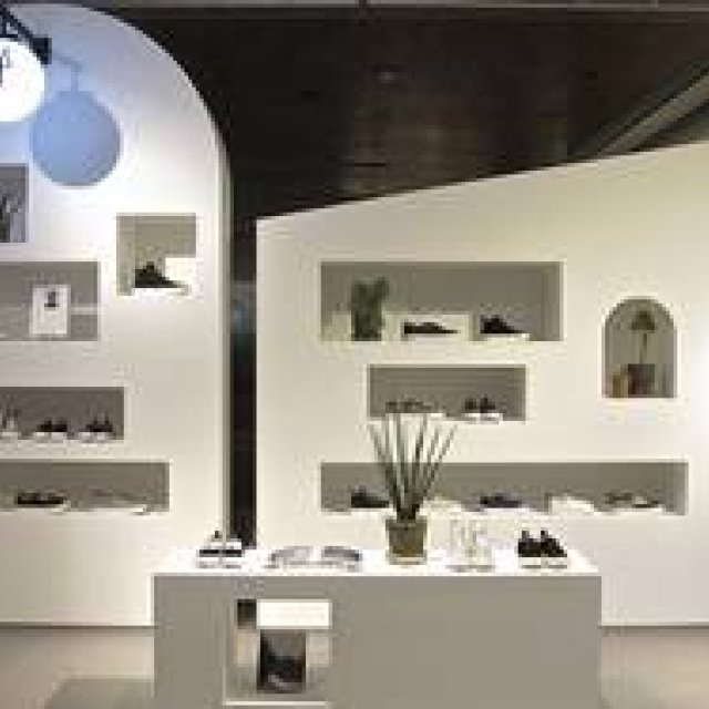 いま注目の「エイティーズ」がポップアップストアをオープン｜Eytys