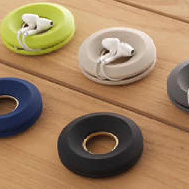 ケーブルソリューション「Cableyoyo」にニューカラー ｜Bluelounge