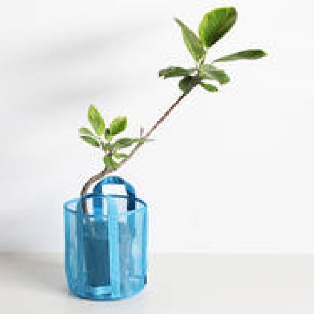 「TEMBEA」別注のナイロン製鉢カバー。メッシュ素材は植物の管理に最適｜Araheam