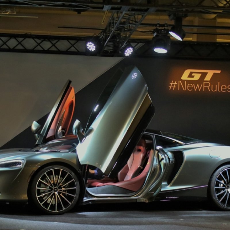 マクラーレンの新シリーズ、マクラーレンGT日本初披露｜McLaren
