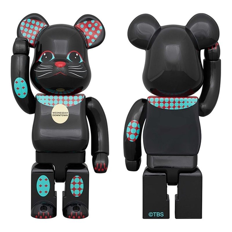 BE@RBRICK × 『水曜日のダウンタウン』の招き猫で2026年も「厄除安全」 | MEDICOM TOY