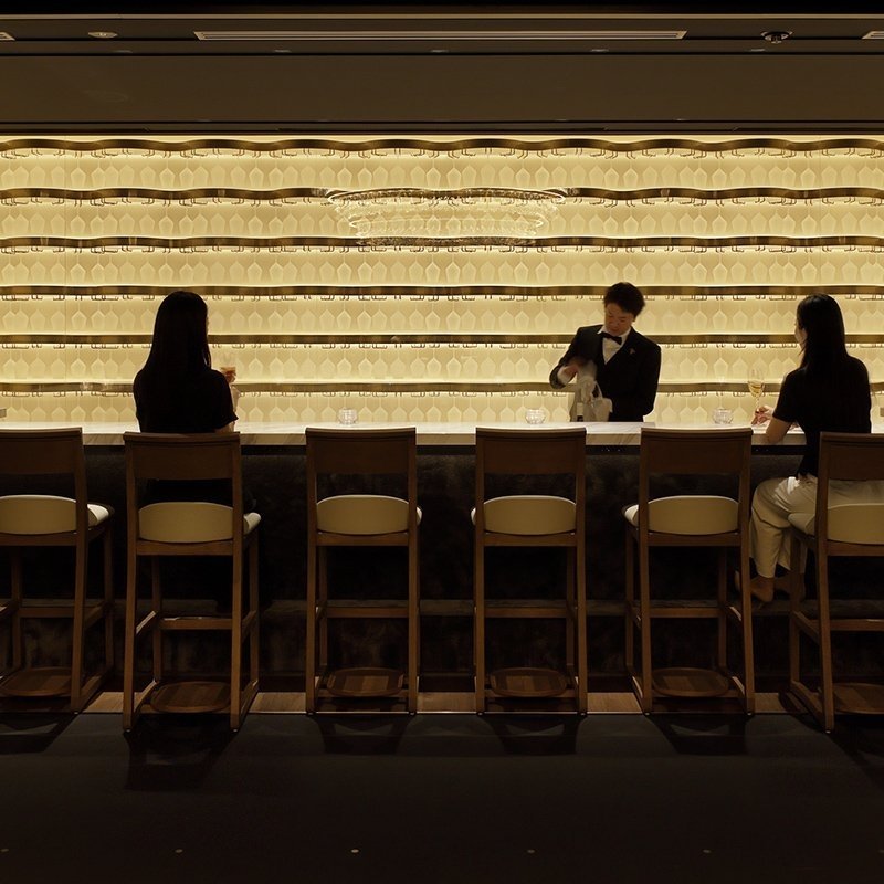 青山の森を抜けた先に、ブルゴーニュの空があった。「OMAKASE青山ガーデン byGMO」体験記