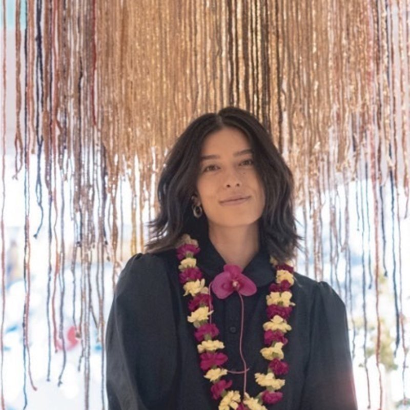 ハワイの自然が紡ぐ色彩世界をアートにする、クリスティン・バウコム個展「PALI」