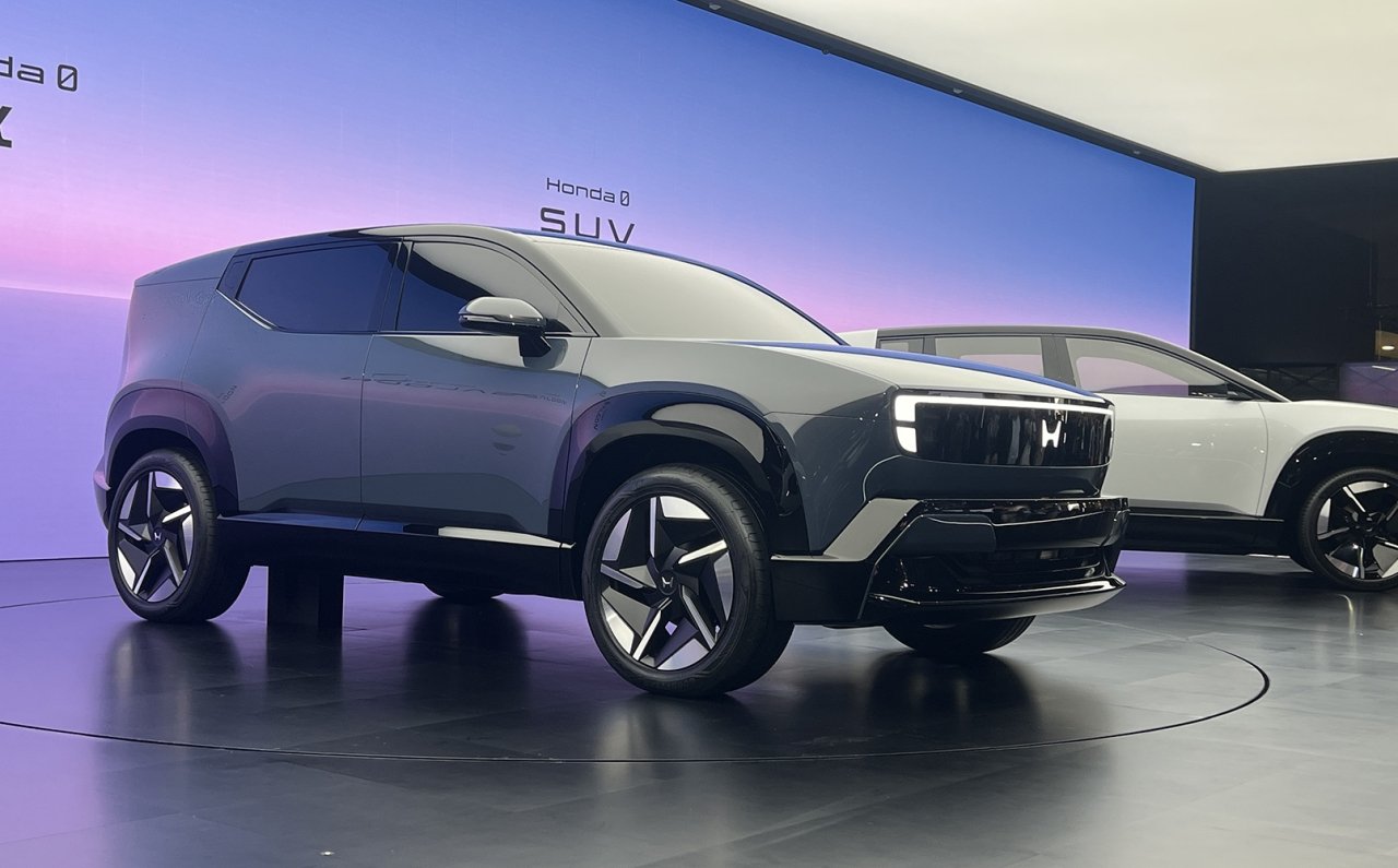 モビリティショーで2027年度発売予定のBEV「ホンダ 0 α」をワールドプレミア