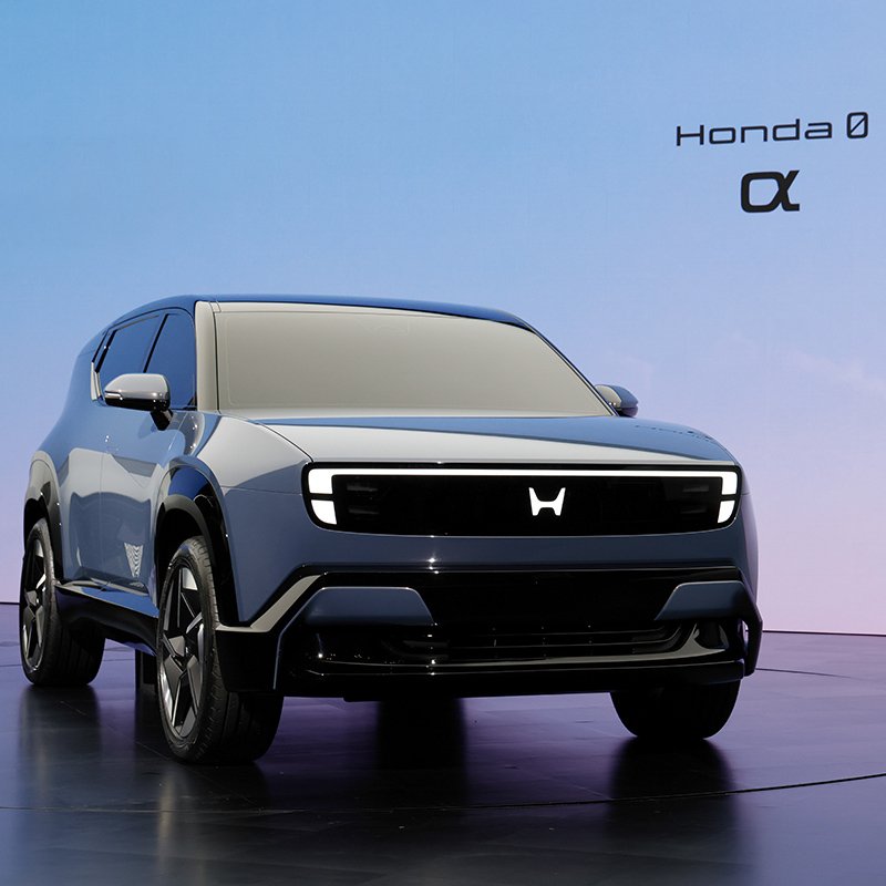 モビリティショーで2027年度発売予定のBEV「ホンダ 0 α」をワールドプレミア