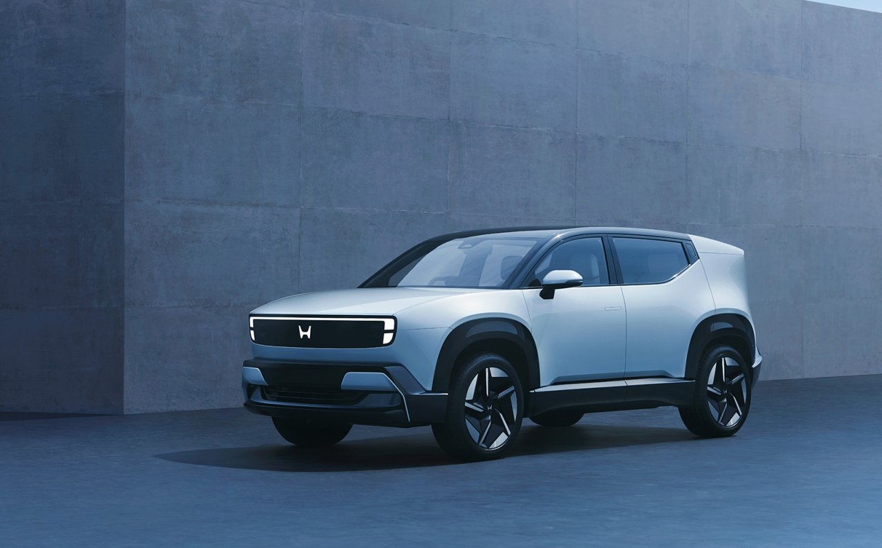 モビリティショーで2027年度発売予定のBEV「ホンダ 0 α」をワールドプレミア