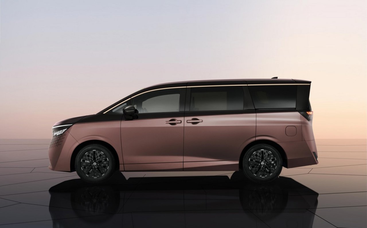 モビリティショーでエルグランドなど3つのフラッグシップを公開