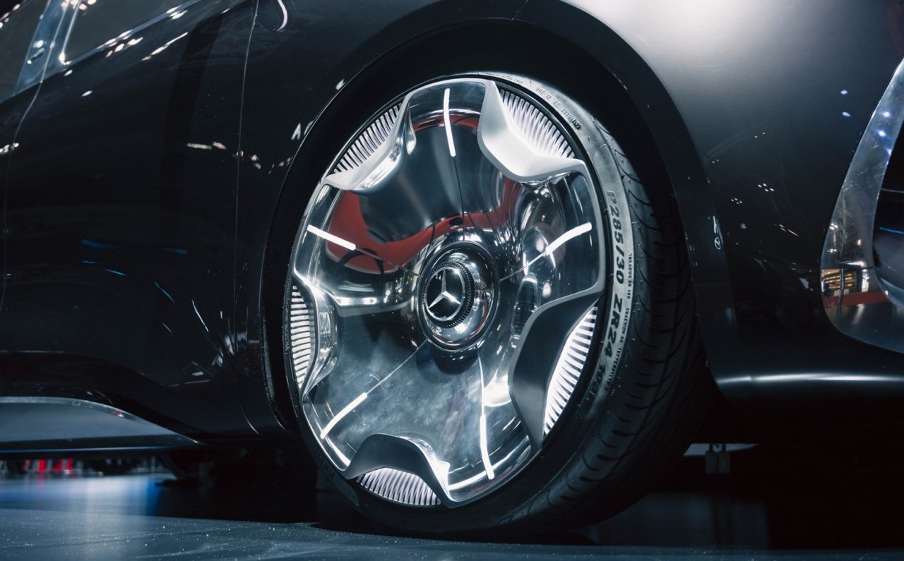 モビリティショーでAMG初のBEV「コンセプトAMG GT XX」をアジアプレミア