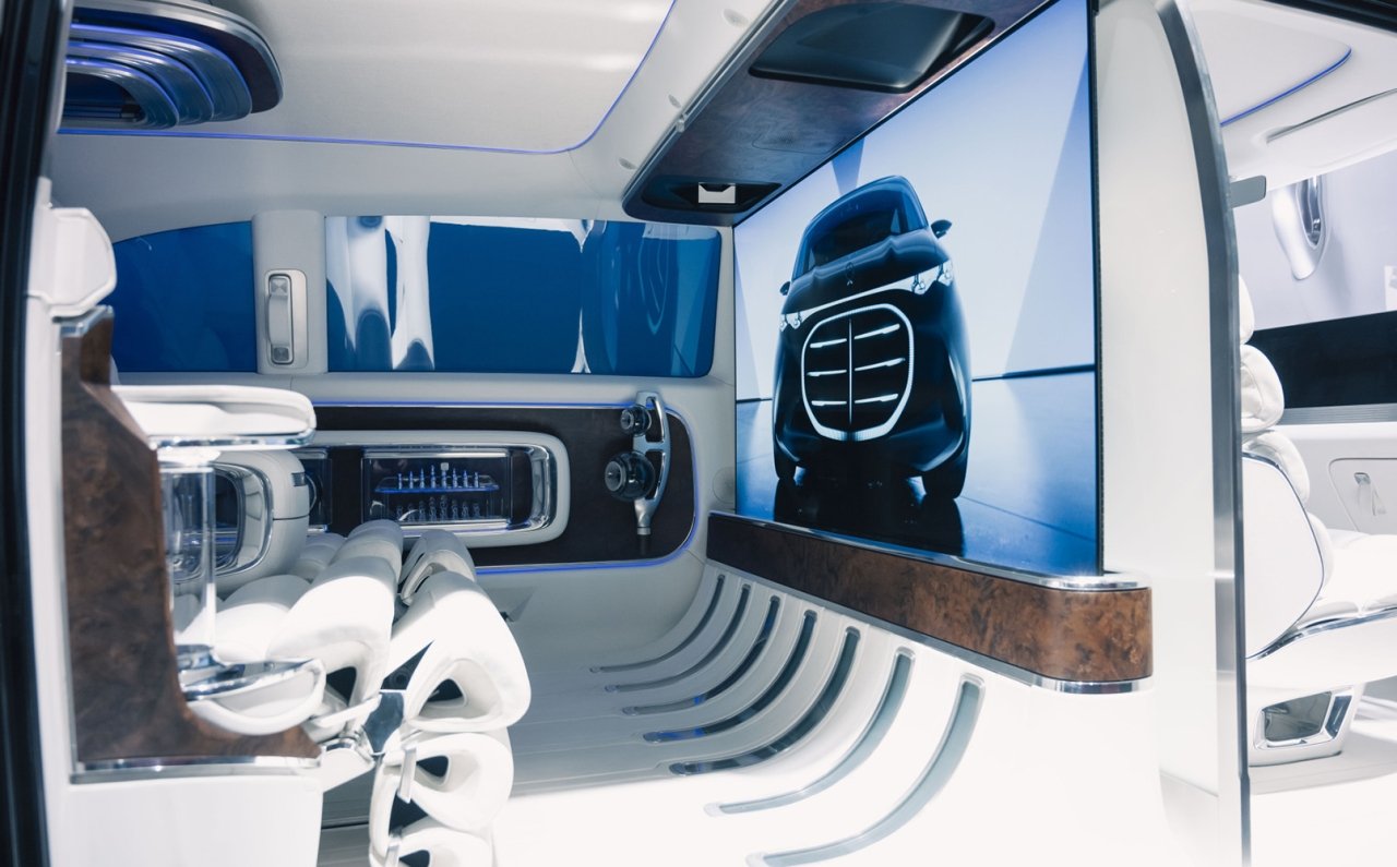 モビリティショーでAMG初のBEV「コンセプトAMG GT XX」をアジアプレミア