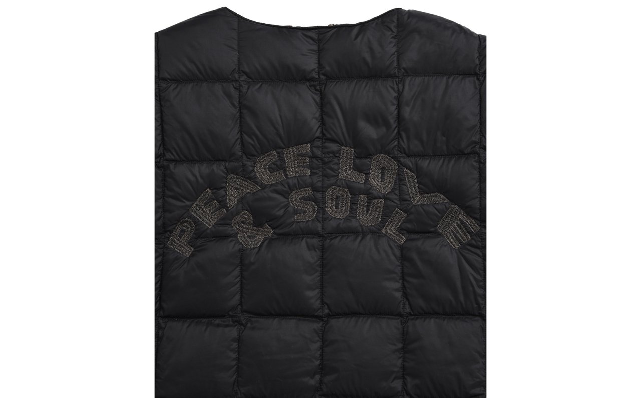 表裏一体の美学。TAION×Universal Worksが提案する英国と日本の価値観が融合したリバーシブルコレクション