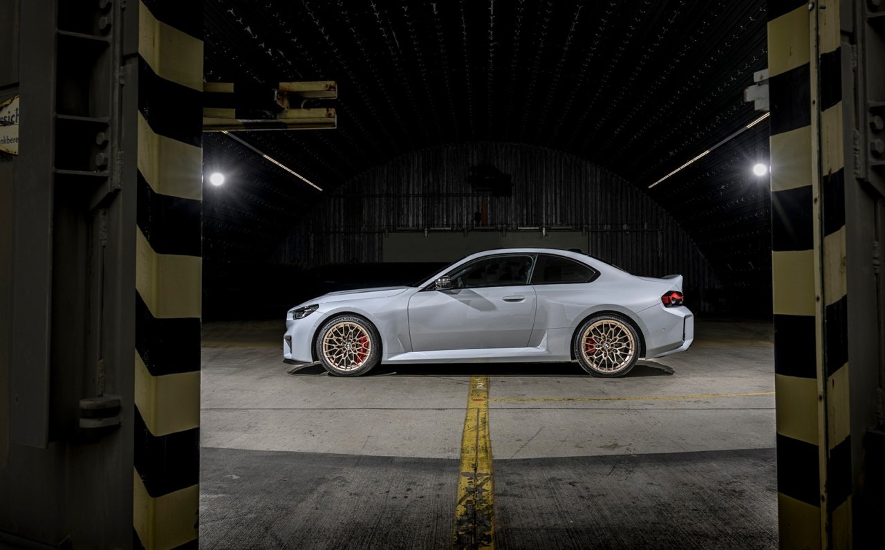 BMW、モビリティショーで最新の「ノイエ・クラッセ」モデルをアジア初披露