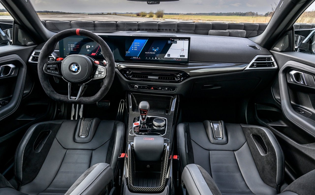 BMW、モビリティショーで最新の「ノイエ・クラッセ」モデルをアジア初披露