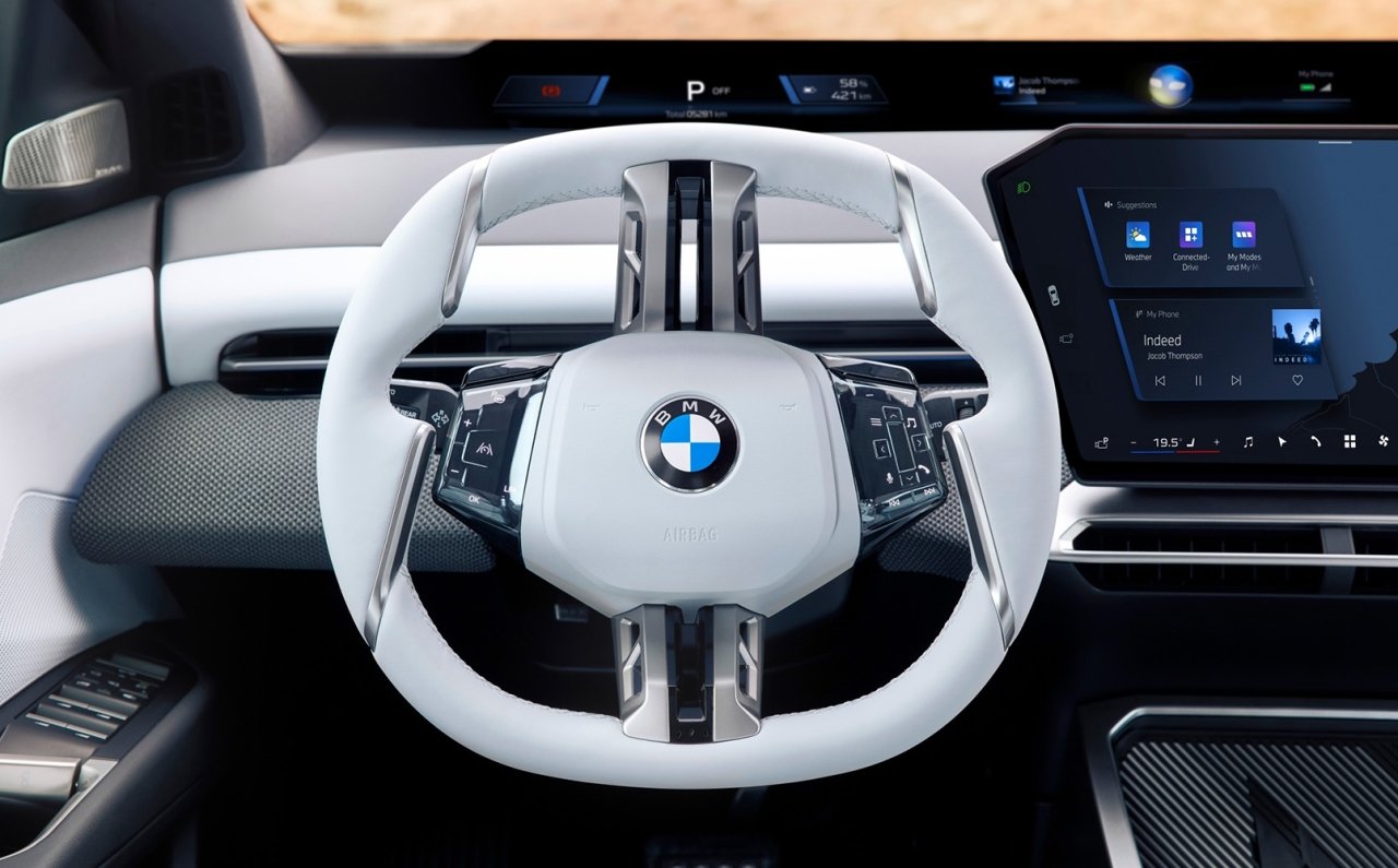 BMW、モビリティショーで最新の「ノイエ・クラッセ」モデルをアジア初披露