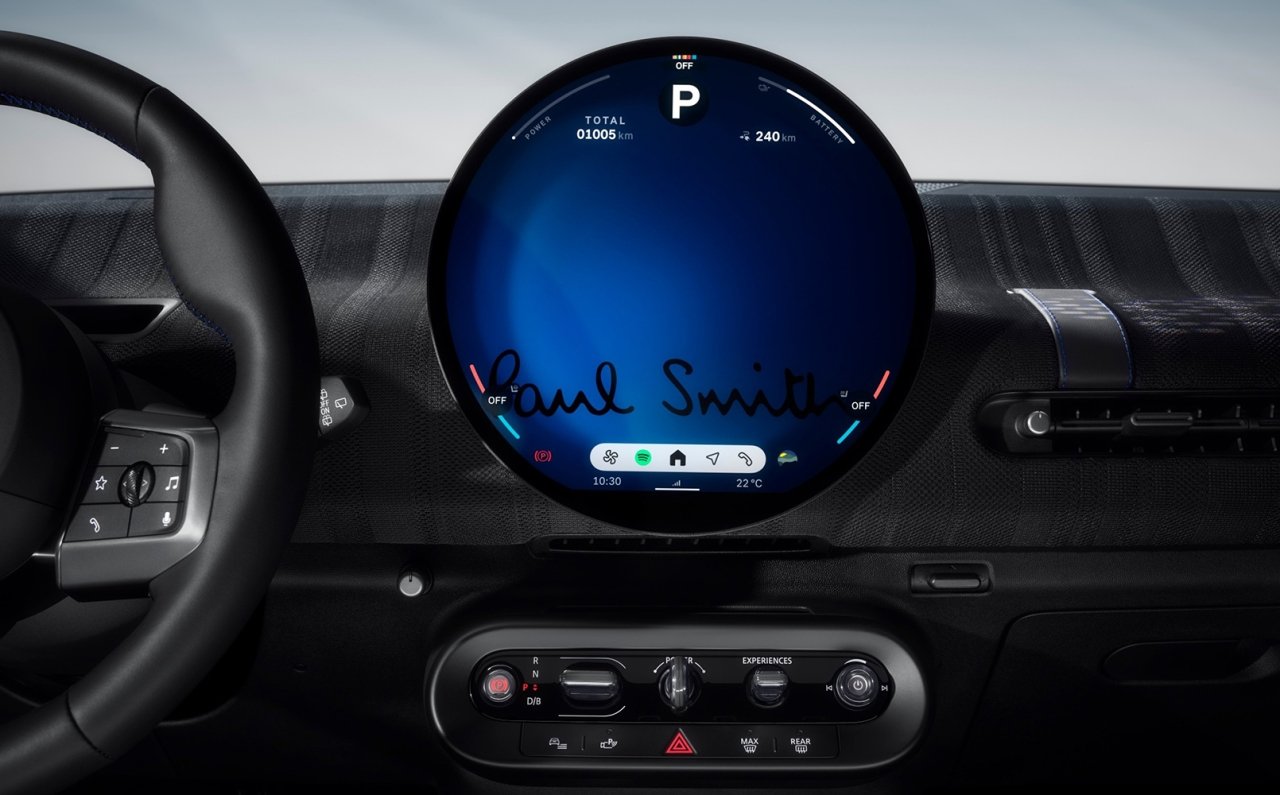 BMW、モビリティショーで最新の「ノイエ・クラッセ」モデルをアジア初披露