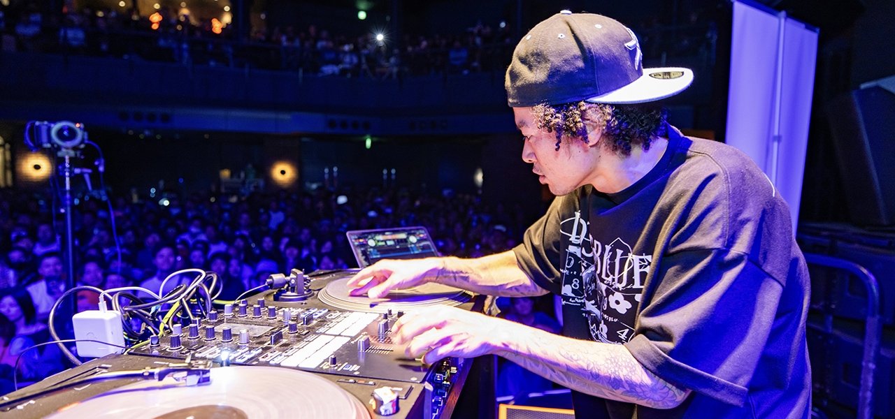 DMC世界大会が日本で初開催！ DJ FummyがバトルDJ界最高の栄誉・クラシック部門の世界王者に