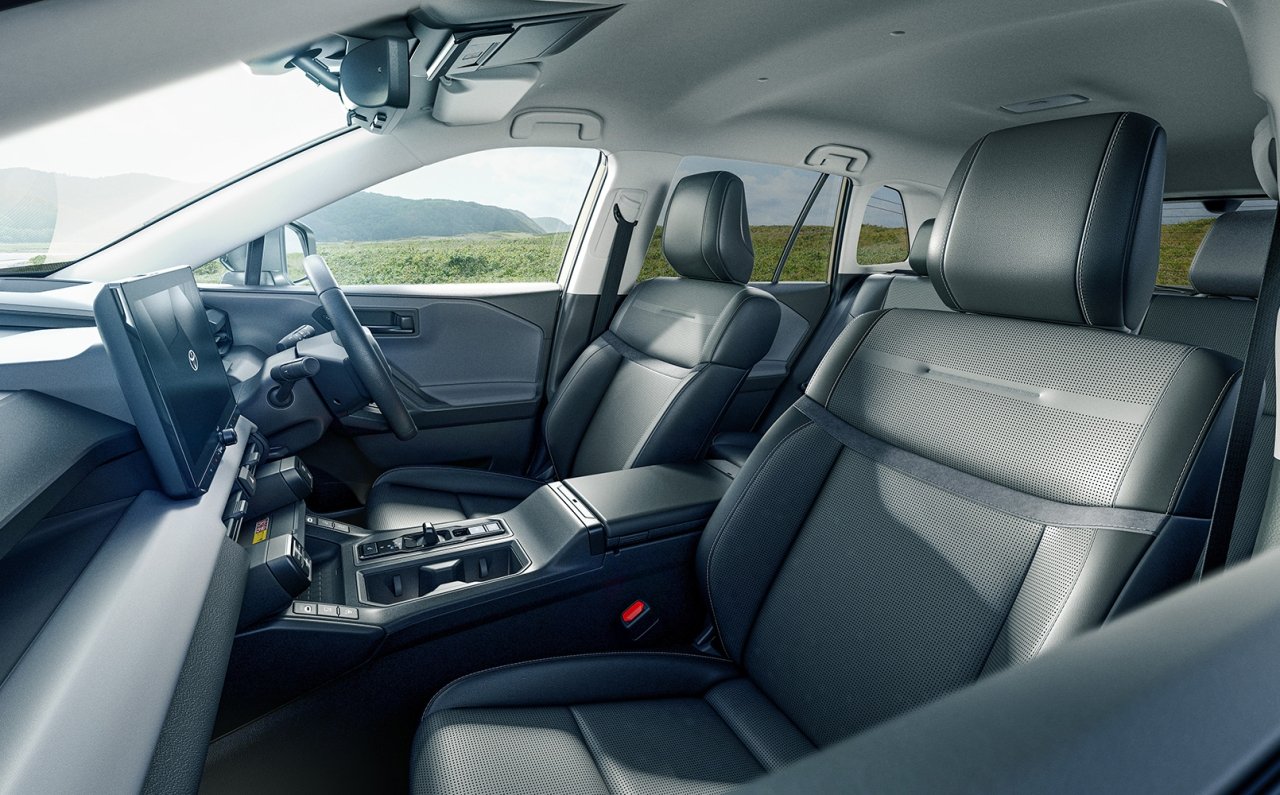 ハイブリッドモデルとなった新型RAV4が発売