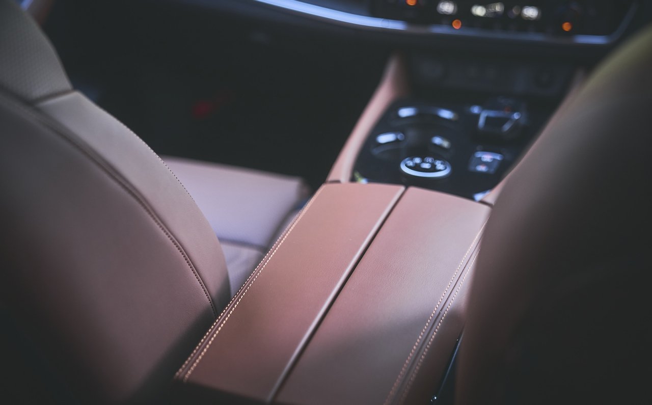 本物を知る2人が語る、エクストレイルという選択。タフネスとエレガンスを兼ね備えた本格SUVの真価