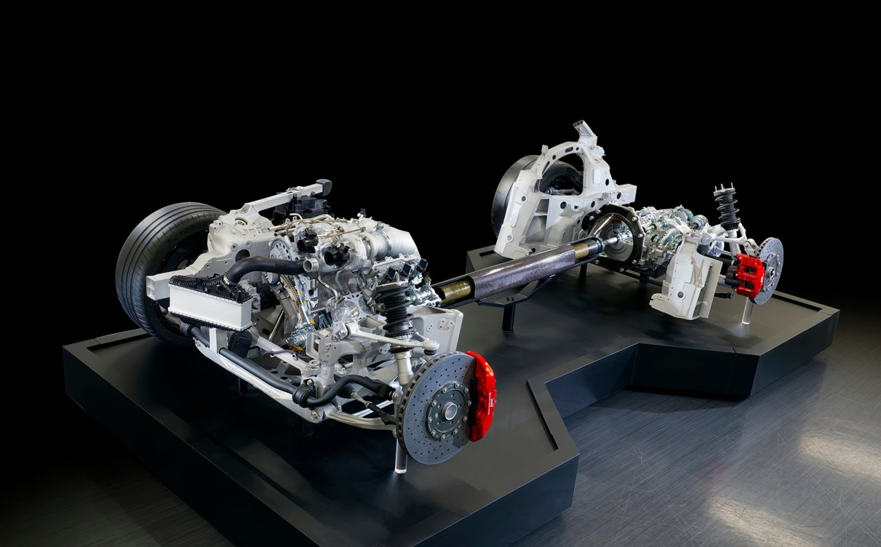 「トヨタ 2000GT」「レクサス LFA」に続く3台のフラッグシップスポーツカーを世界初披露