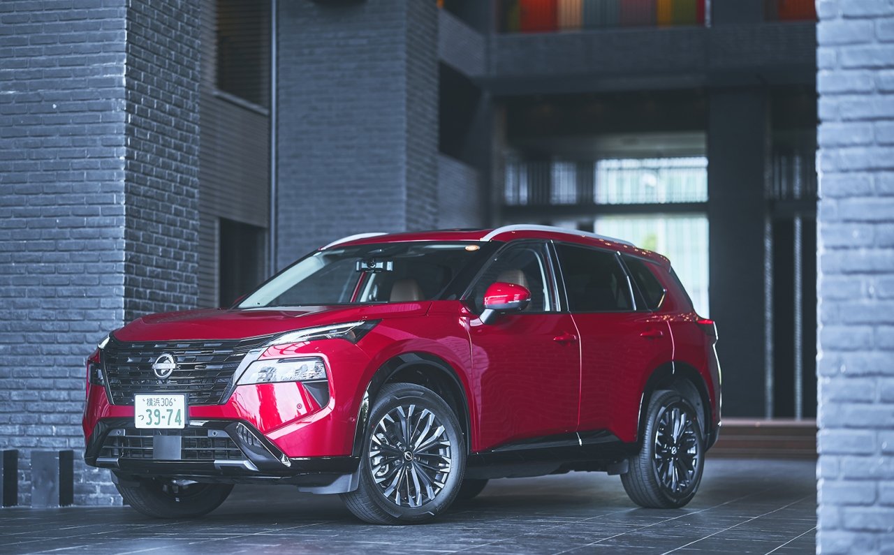 本物を知る2人が語る、エクストレイルという選択。タフネスとエレガンスを兼ね備えた本格SUVの真価