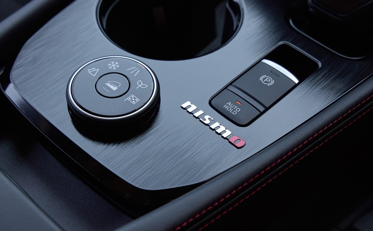 日産エクストレイル、マイナーチェンジでバリエーションが拡充