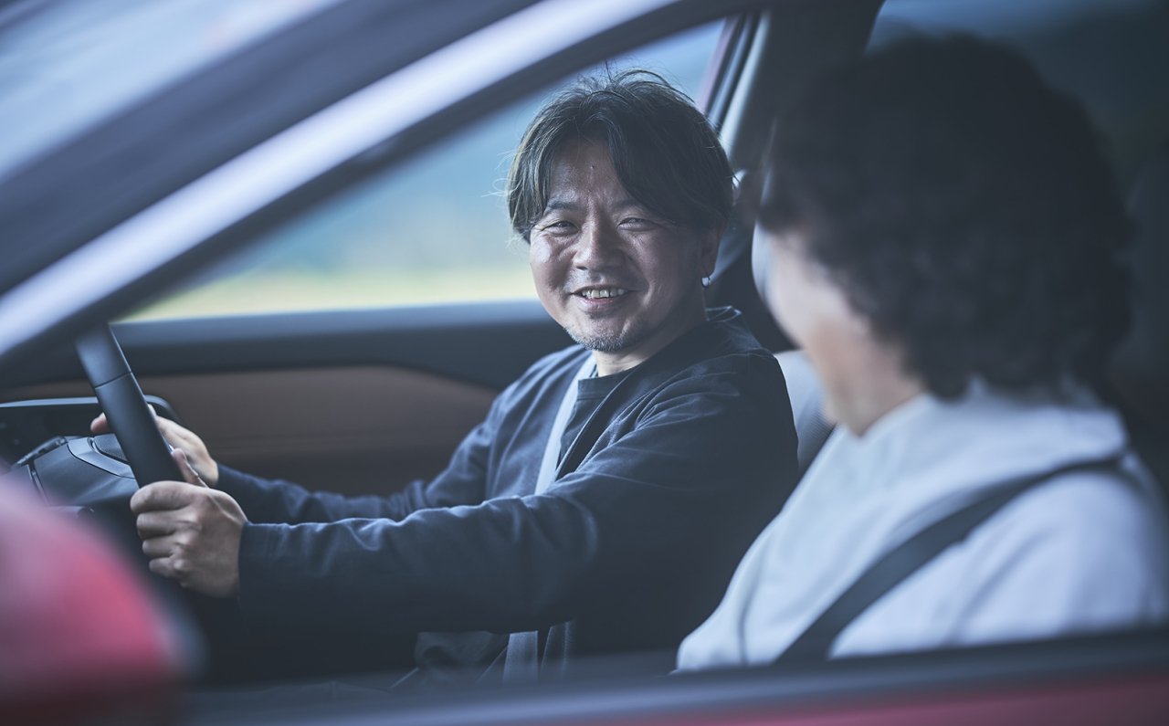 本物を知る2人が語る、エクストレイルという選択。タフネスとエレガンスを兼ね備えた本格SUVの真価