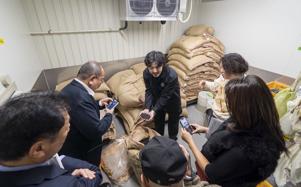 京都府亀岡市に誕生した新蒸溜所が明かす、世界が「季の美」を選ぶ理由