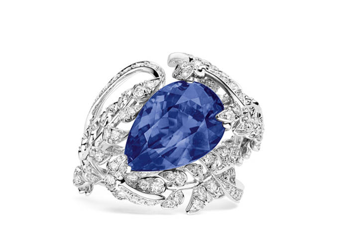 「エピ ドゥ ブレ」コレクション シュルプリーズ リング