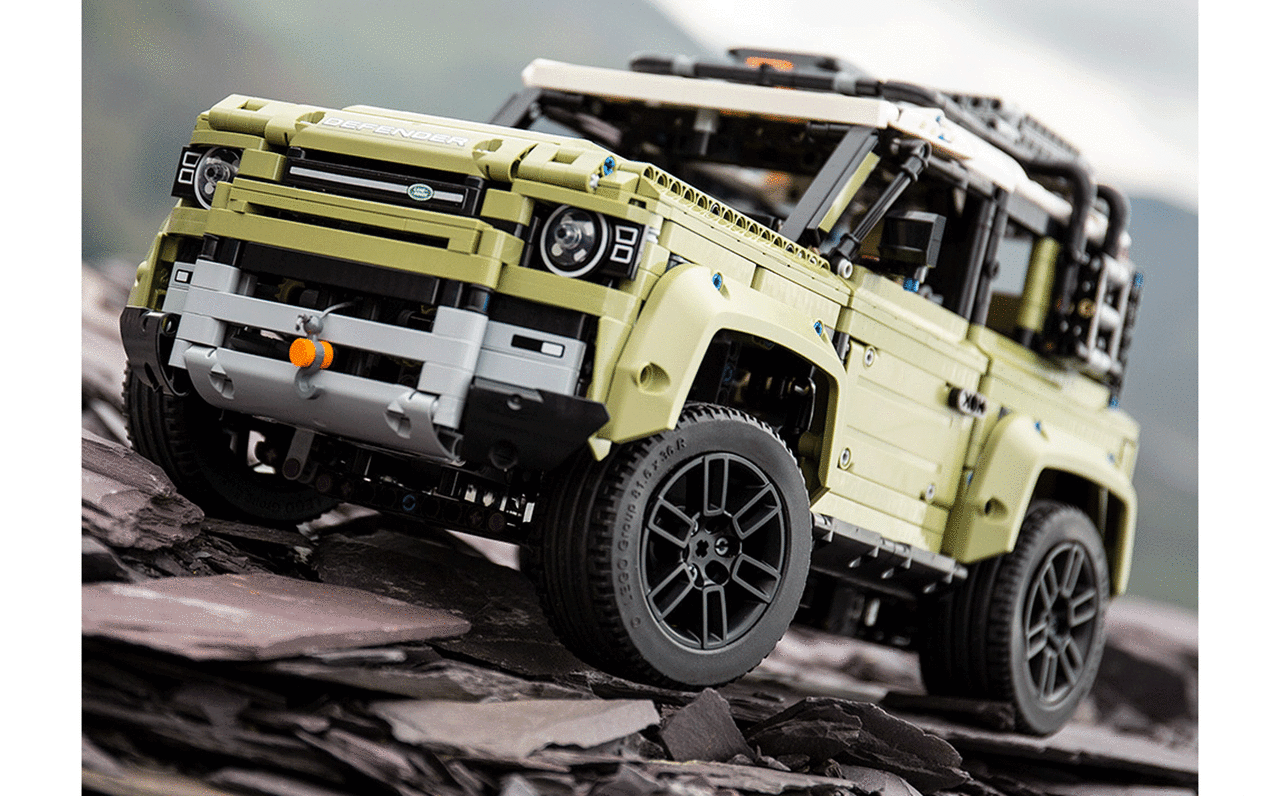 LEGO Technic Land Rover Defender