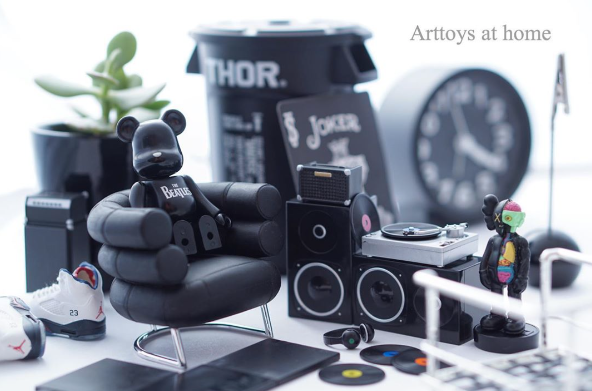 メディコム・トイ