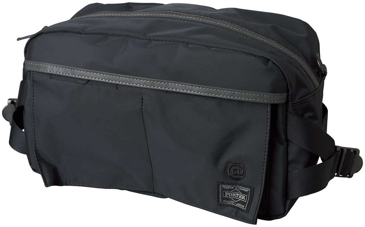 BLACK / REFLECTIVE WAIST BAG