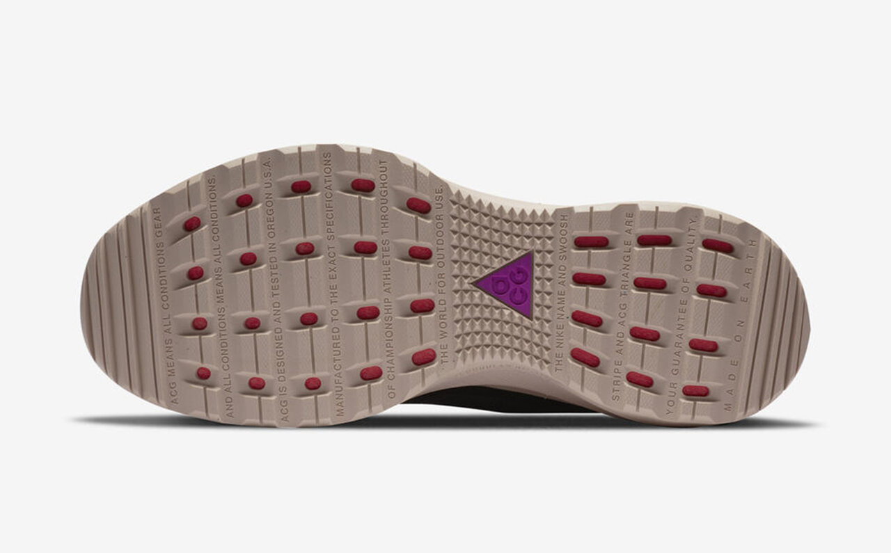 ナイキ ACG エア ズーム アオ