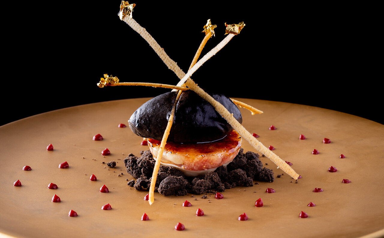 ブレストンコート ユカワタン 無花果(いちじく)のキャラメリゼ 黒胡麻のグラス 黒ゴマのアイスクリーム