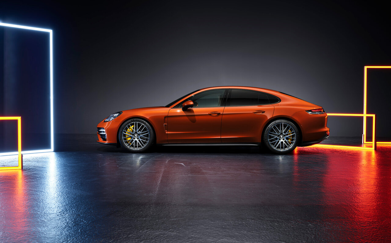 PORSCHE Panamera ポルシェ パナメーラ
