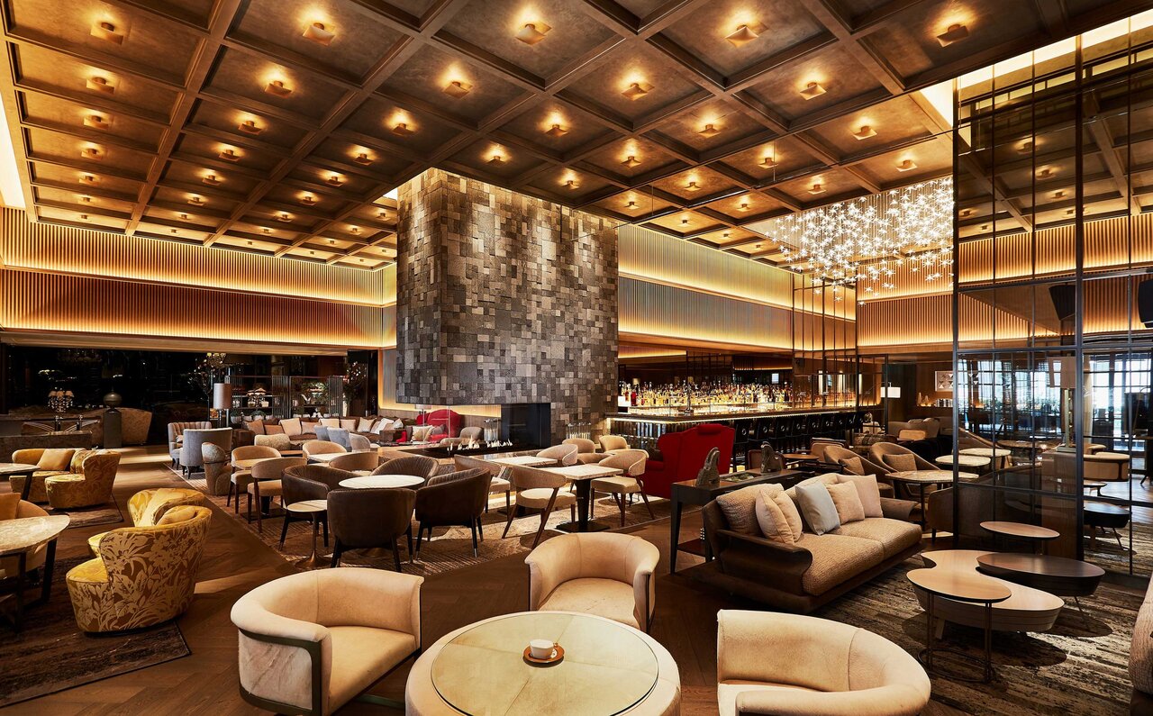 バーラウンジで楽しむ大人の「ハロウィン カクテル フェア」｜INTERCONTINENTAL TOKYO BAY